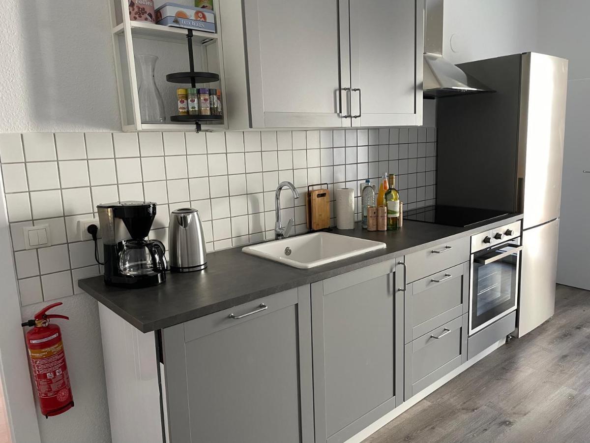 Urbansuites - Stylish Apartments I Koblenz Center I Kitchen I Up To 115M2 Kültér fotó