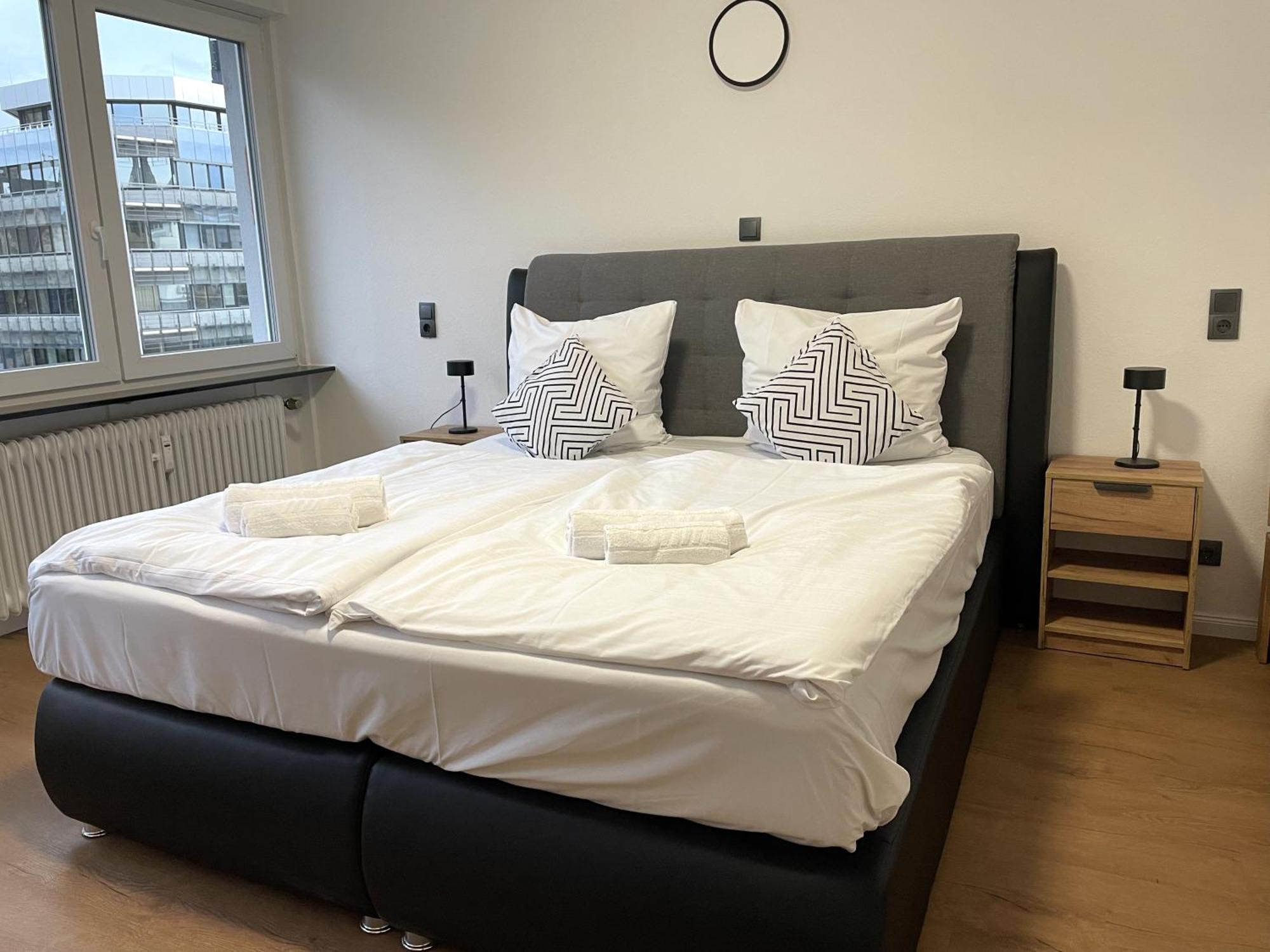 Urbansuites - Stylish Apartments I Koblenz Center I Kitchen I Up To 115M2 Kültér fotó